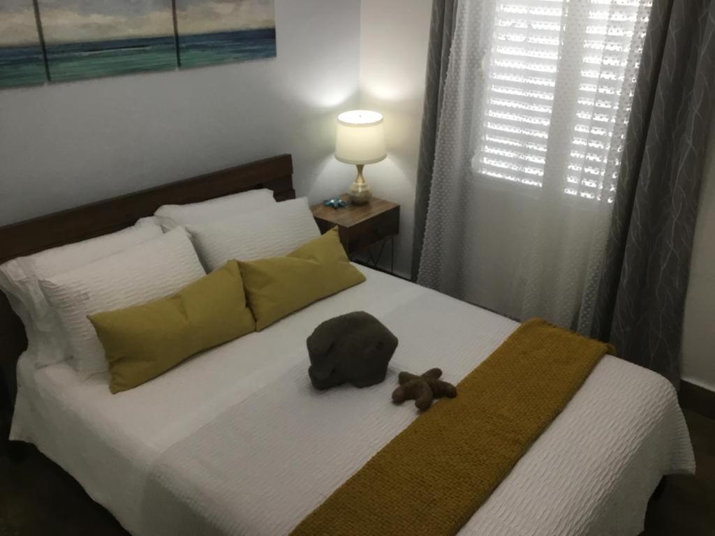 2 Bdr Beach Apartment, Generator Parking Included San Juan Exteriér fotografie